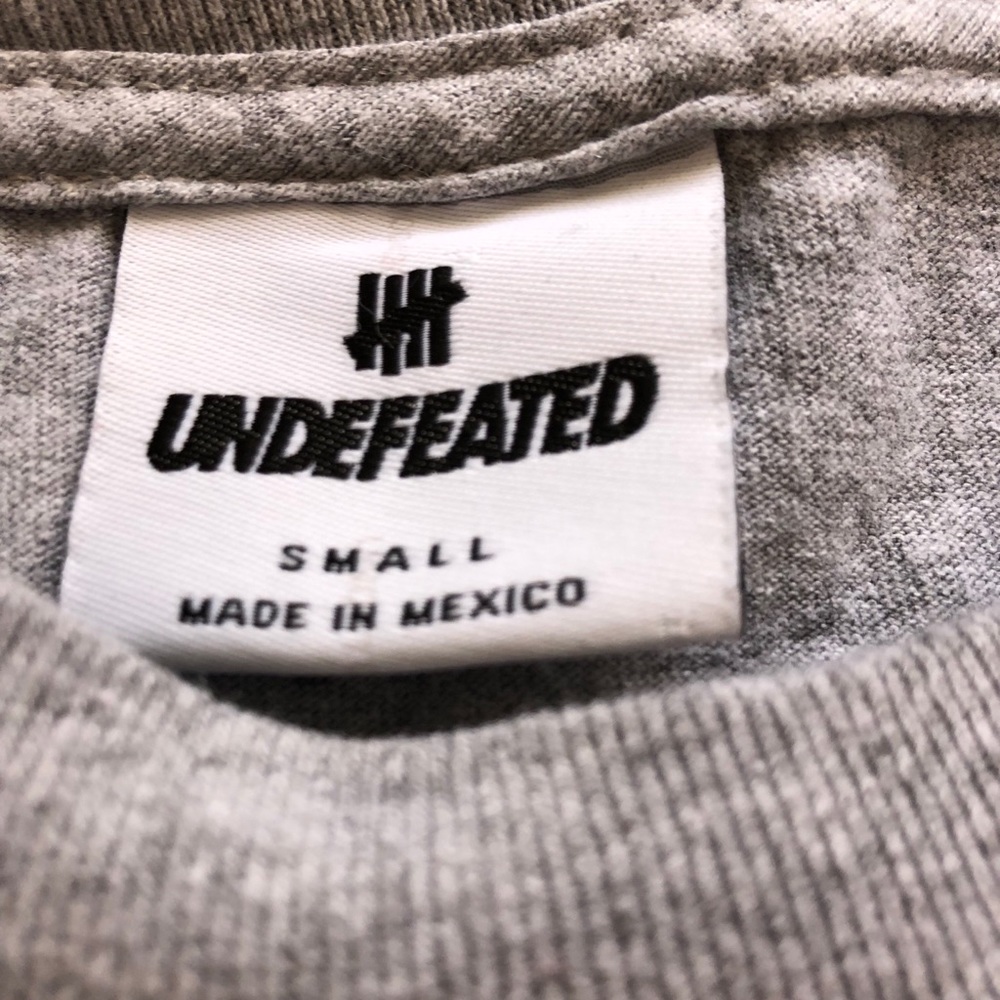 Undefeated five strikes logo t shirt small - Picture 2 of 3
